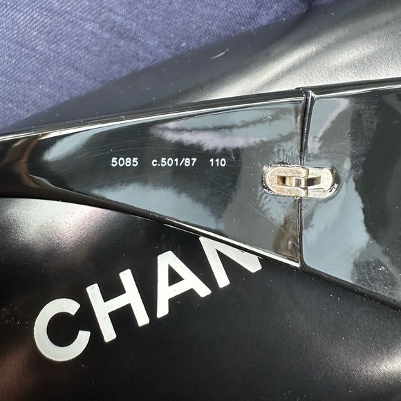 Chanel Sunglasses 5085 with Case (Victoria Beckham shield sunglasses) - Picture 13 of 16